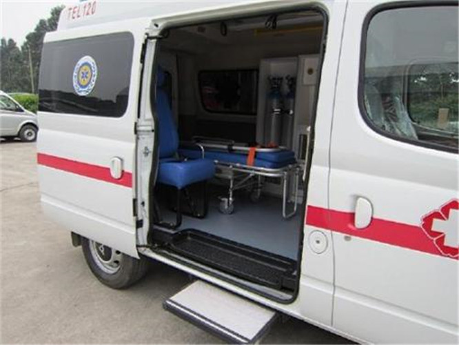 麻章救护车出租服务案例7